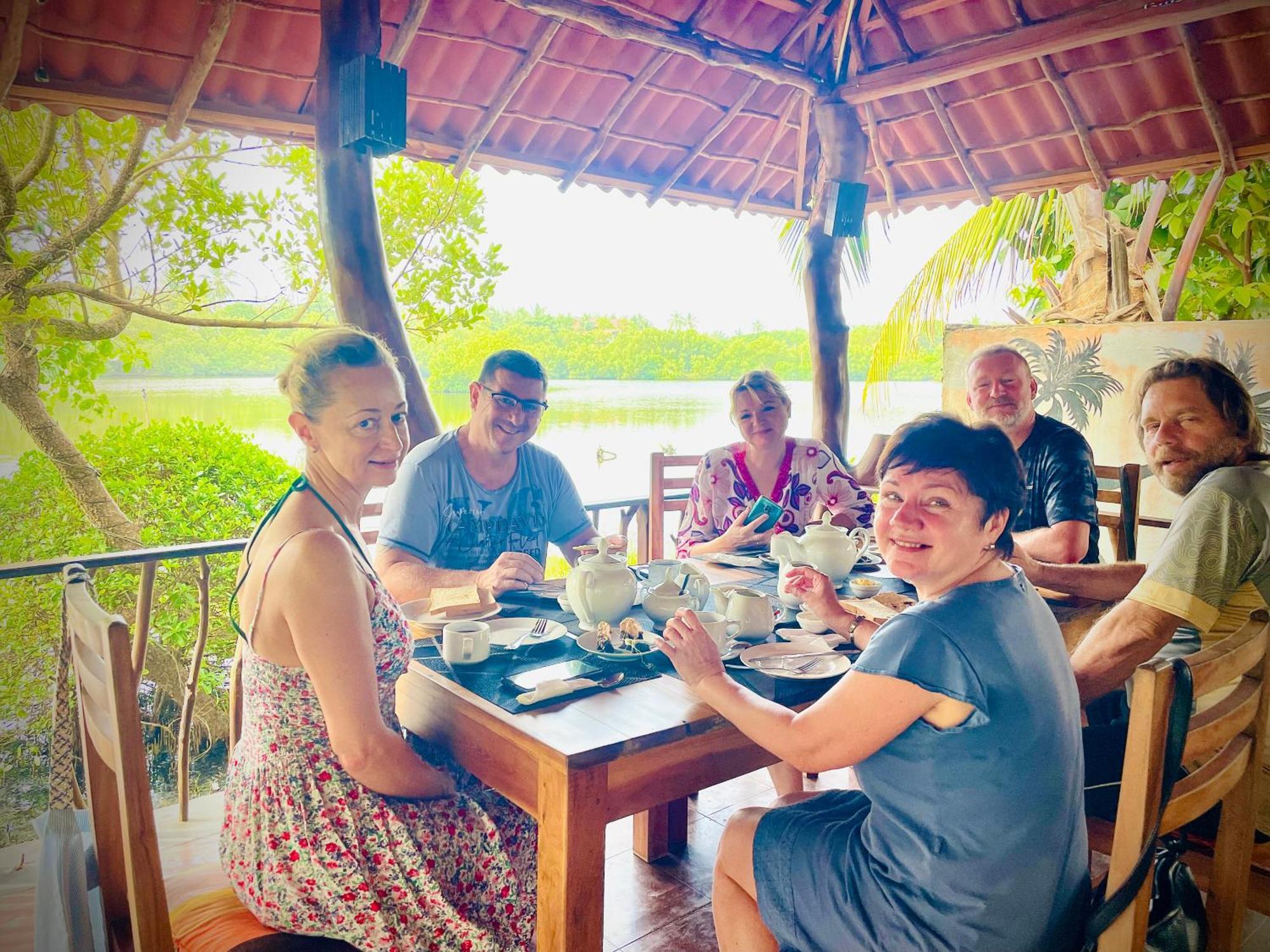 Eagles Nest Cabanas Hotel Tangalle Buitenkant foto